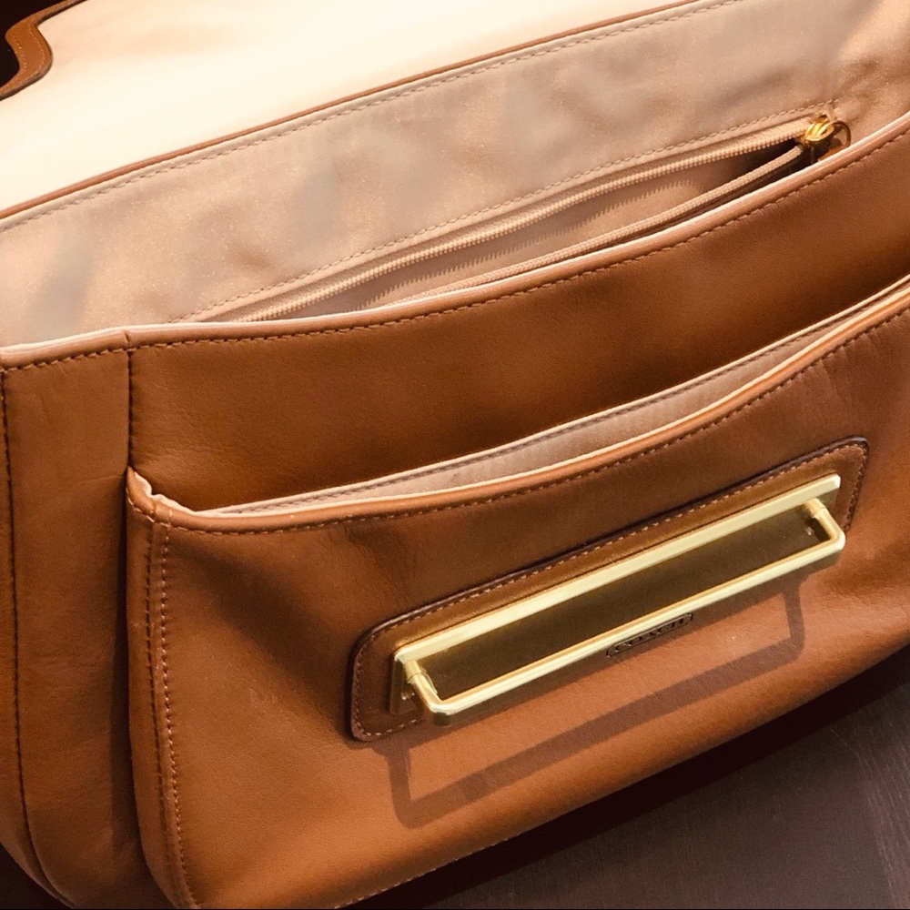 Coach Tan Shoulder bag w Crossbody Strap - Picture 5 of 13
